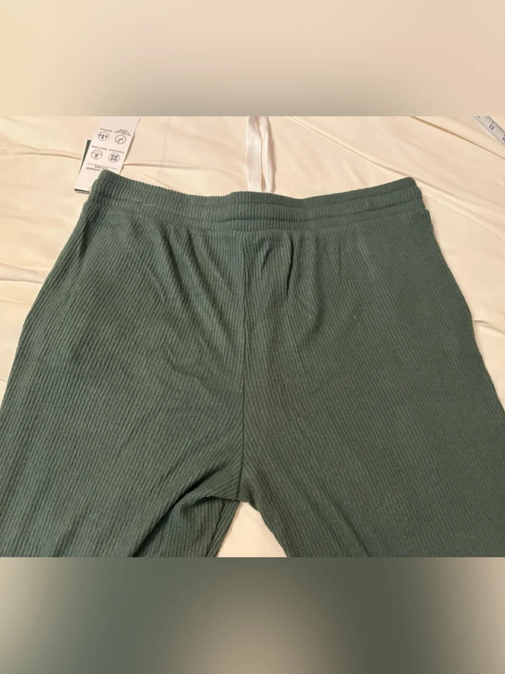 Glyder 7/8 Ribbed Drawstring Cozy Jogger Pants in Green - NWT - Size XL
